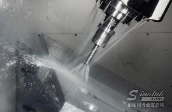 福斯與德瑪吉森精機攜手開發機床潤滑產品